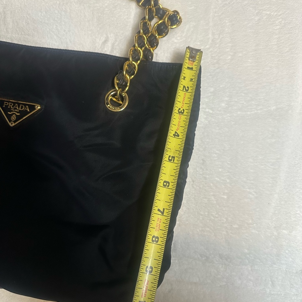 Black and Gold Structured Shoulder Bag with Chain Straps - Picture 8 of 12